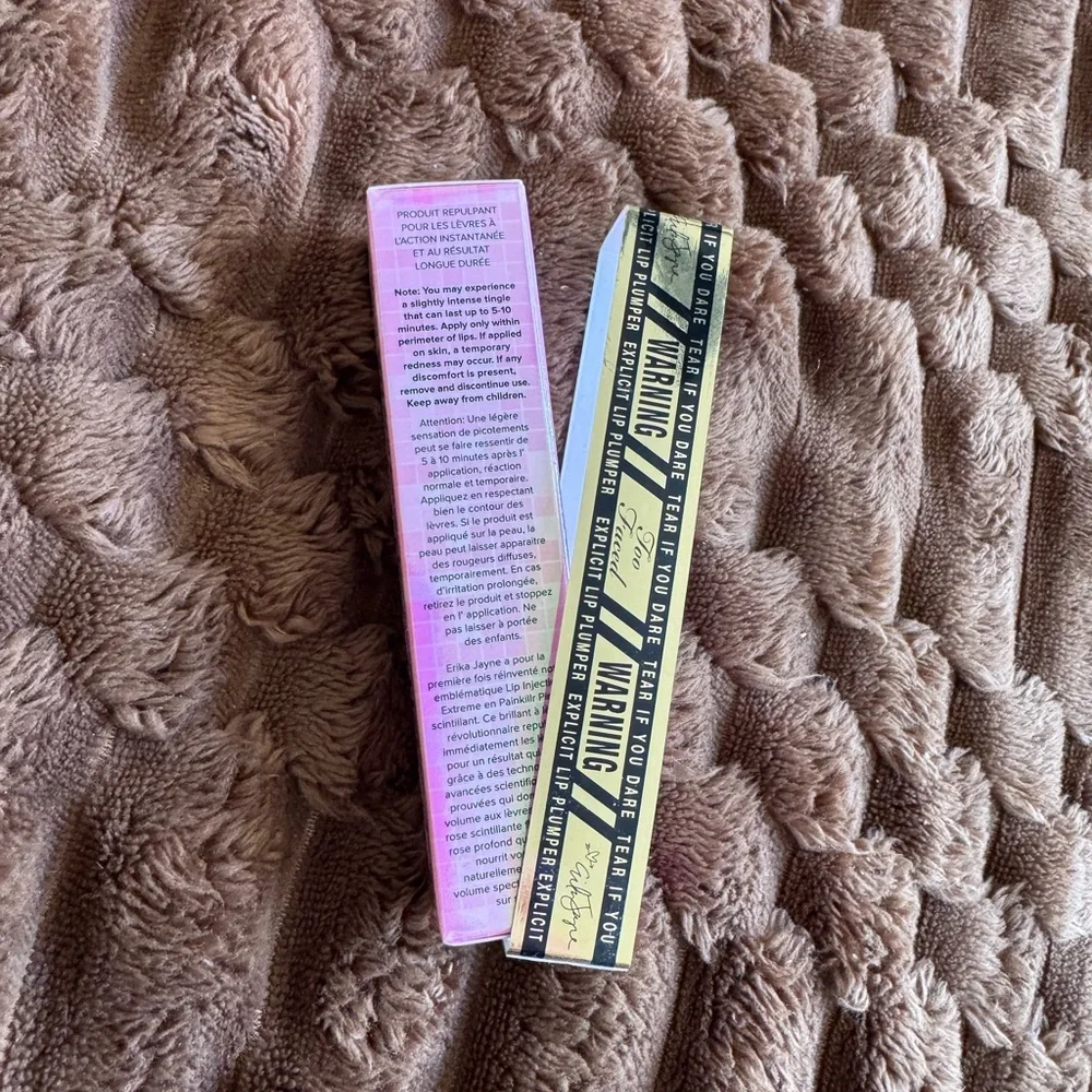 Too Faced Lip Injection Extreme - Painkillr Pink - Picture 3 of 12